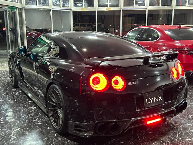 GT-R ブラックエディション リミッター解除済/ECUチューニング/BLITS700Rタービン/RSR車高調/カーボンリアウィング/カーボンサイドステップ/カーボンステアリング/RECAROシート/バックカメラ/ドライブレコーダー(48枚目)