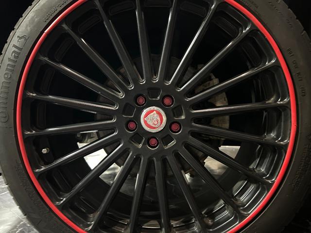 Ｆペイス プレステージ　軽油ターボ　全方位カメラ　黒革　ＣａｒＰｌａｙ　２２インチＡＷ　サイドステップ　取説　ヘッドホン　ＭＥＲＩＤＩＡＮサウンド　シートヒータ　クルコン　ＢＬＵＥＴＯＯＴＨ　地デジＴＶ　パワーシート（26枚目）