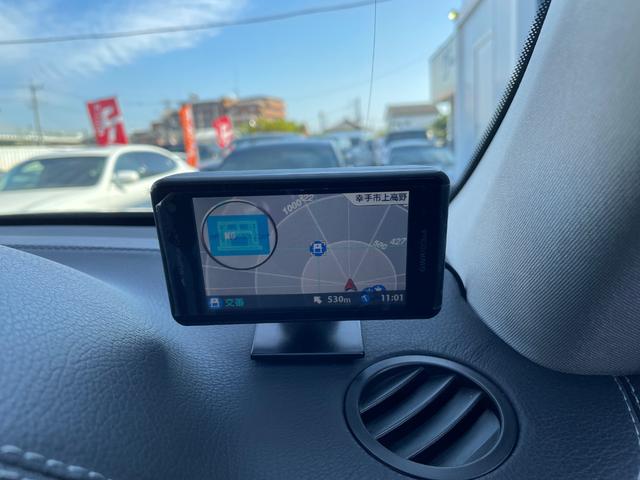 GLクラス GL350 ブルテク4マチックレザーエクスクルシブP サンルーフ 黒革 ナビ 全周囲カメラ フルセグ ETC 前後シートヒーター Bluetooth パワーバックドア 電動3列目シート 禁煙者(42枚目)