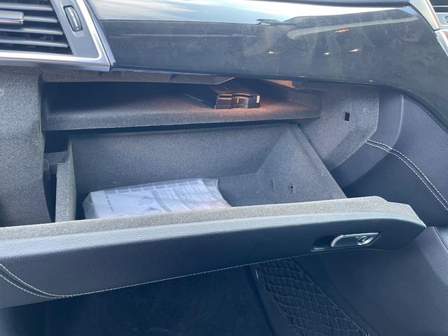 GLクラス GL350 ブルテク4マチックレザーエクスクルシブP サンルーフ 黒革 ナビ 全周囲カメラ フルセグ ETC 前後シートヒーター Bluetooth パワーバックドア 電動3列目シート 禁煙者(59枚目)