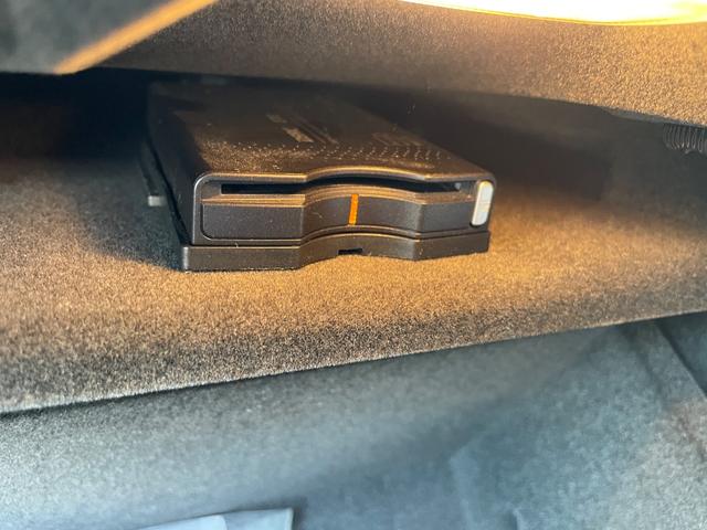 GLクラス GL350 ブルテク4マチックレザーエクスクルシブP サンルーフ 黒革 ナビ 全周囲カメラ フルセグ ETC 前後シートヒーター Bluetooth パワーバックドア 電動3列目シート 禁煙者(60枚目)