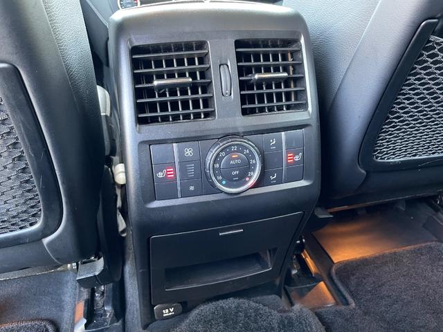 GLクラス GL350 ブルテク4マチックレザーエクスクルシブP サンルーフ 黒革 ナビ 全周囲カメラ フルセグ ETC 前後シートヒーター Bluetooth パワーバックドア 電動3列目シート 禁煙者(64枚目)