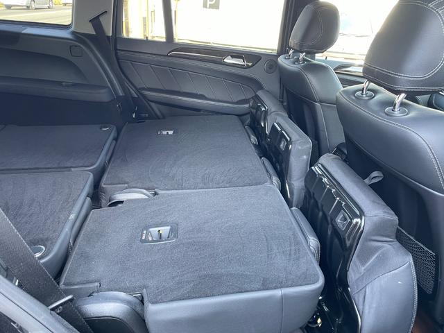 GLクラス GL350 ブルテク4マチックレザーエクスクルシブP サンルーフ 黒革 ナビ 全周囲カメラ フルセグ ETC 前後シートヒーター Bluetooth パワーバックドア 電動3列目シート 禁煙者(69枚目)