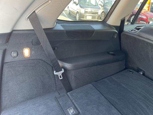 GLクラス GL350 ブルテク4マチックレザーエクスクルシブP サンルーフ 黒革 ナビ 全周囲カメラ フルセグ ETC 前後シートヒーター Bluetooth パワーバックドア 電動3列目シート 禁煙者(72枚目)