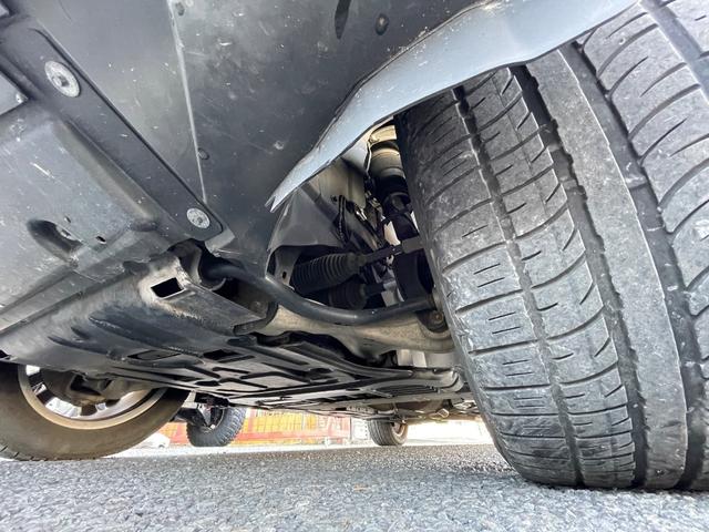 GLクラス GL350 ブルテク4マチックレザーエクスクルシブP サンルーフ 黒革 ナビ 全周囲カメラ フルセグ ETC 前後シートヒーター Bluetooth パワーバックドア 電動3列目シート 禁煙者(78枚目)