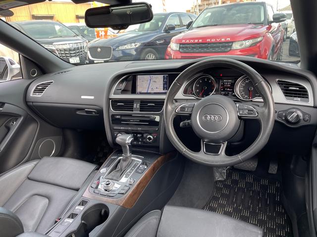 Ａ５カブリオレ ２．０ＴＦＳＩクワトロ　黒革　電動幌　ナビ　バックカメラ　ＴＶ　ＥＴＣ　シートヒーター　禁煙車　ウッドパネル　ＢＳＭ　１８インチ純正アルミホイール（8枚目）