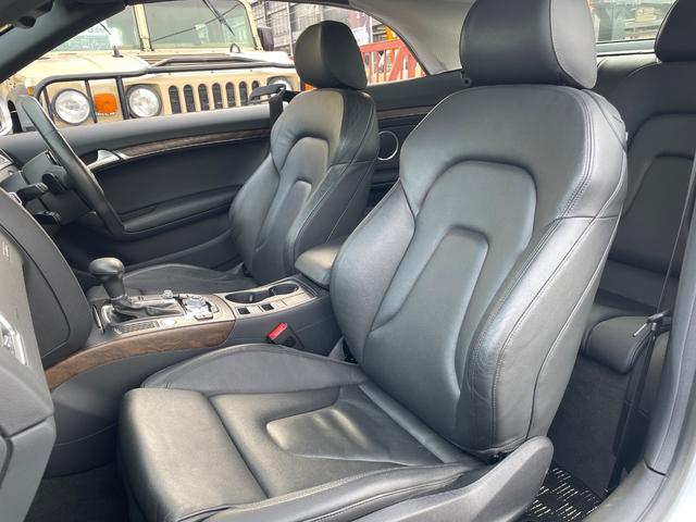 Ａ５カブリオレ ２．０ＴＦＳＩクワトロ　黒革　電動幌　ナビ　バックカメラ　ＴＶ　ＥＴＣ　シートヒーター　禁煙車　ウッドパネル　ＢＳＭ　１８インチ純正アルミホイール（27枚目）
