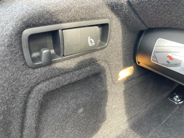 Ａ５カブリオレ ２．０ＴＦＳＩクワトロ　黒革　電動幌　ナビ　バックカメラ　ＴＶ　ＥＴＣ　シートヒーター　禁煙車　ウッドパネル　ＢＳＭ　１８インチ純正アルミホイール（57枚目）