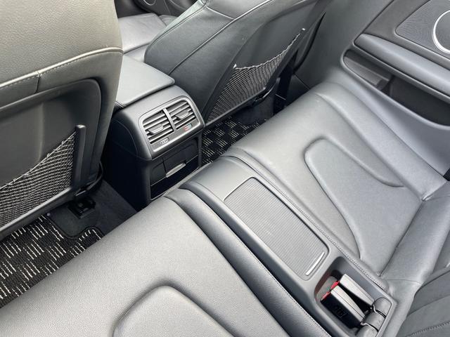 Ａ５カブリオレ ２．０ＴＦＳＩクワトロ　黒革　電動幌　ナビ　バックカメラ　ＴＶ　ＥＴＣ　シートヒーター　禁煙車　ウッドパネル　ＢＳＭ　１８インチ純正アルミホイール（58枚目）