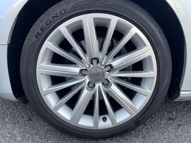 Ａ５カブリオレ ２．０ＴＦＳＩクワトロ　黒革　電動幌　ナビ　バックカメラ　ＴＶ　ＥＴＣ　シートヒーター　禁煙車　ウッドパネル　ＢＳＭ　１８インチ純正アルミホイール（73枚目）