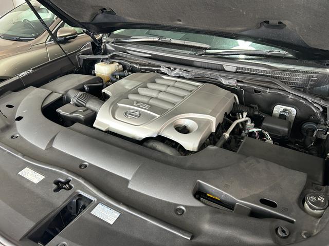 ＬＸ ＬＸ５７０　モデリスタエアロ＆マフラー　サンルーフ　３６０°アラウンドビューカメラ　パワーバックドア　ヘッドアップディスプレイ　クーラーボックス　ブラックレザー　ルーフレール　ドライブレコーダー　ＥＴＣ２．０（10枚目）