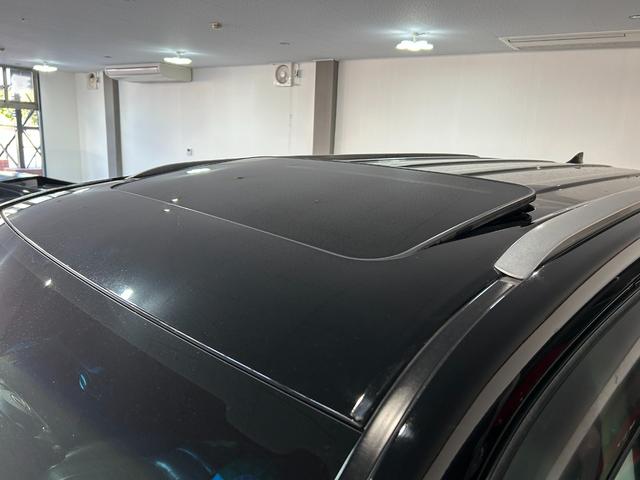 ＬＸ ＬＸ５７０　モデリスタエアロ＆マフラー　サンルーフ　３６０°アラウンドビューカメラ　パワーバックドア　ヘッドアップディスプレイ　クーラーボックス　ブラックレザー　ルーフレール　ドライブレコーダー　ＥＴＣ２．０（17枚目）