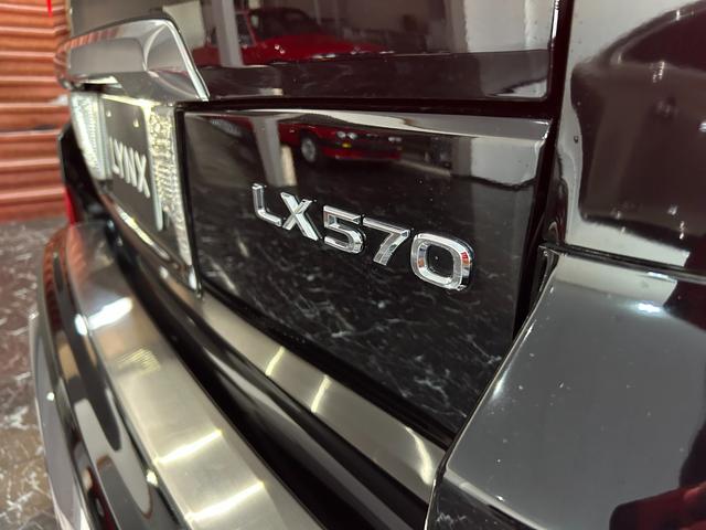 ＬＸ ＬＸ５７０　モデリスタエアロ＆マフラー　サンルーフ　３６０°アラウンドビューカメラ　パワーバックドア　ヘッドアップディスプレイ　クーラーボックス　ブラックレザー　ルーフレール　ドライブレコーダー　ＥＴＣ２．０（30枚目）
