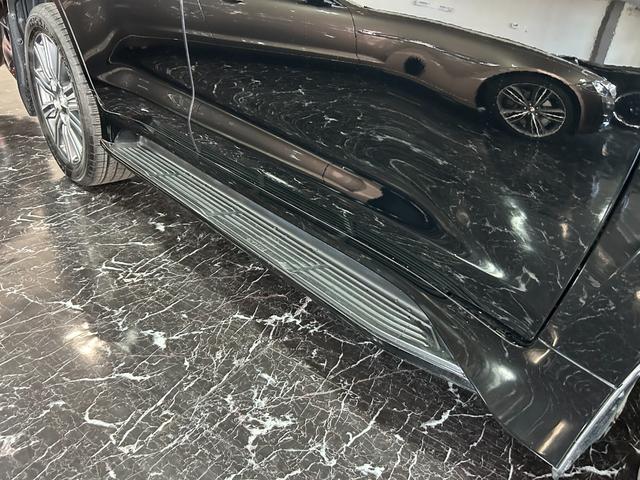 ＬＸ ＬＸ５７０　モデリスタエアロ＆マフラー　サンルーフ　３６０°アラウンドビューカメラ　パワーバックドア　ヘッドアップディスプレイ　クーラーボックス　ブラックレザー　ルーフレール　ドライブレコーダー　ＥＴＣ２．０（32枚目）