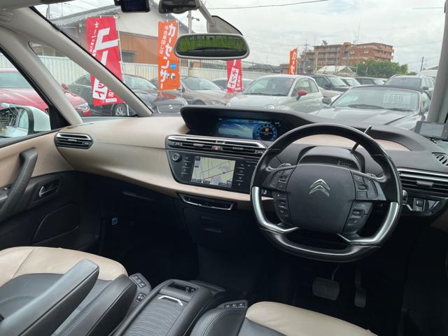 Ｃ４ ピカソ エクスクルーシブ　Ｐシート　マッサージ機能　革シート　ナビ　ＡＷ（3枚目）