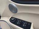 スーパー　ベージュ革　ＡｐｐｌｅＣａｒＰｌａｙ　バックカメラ　禁煙車　ＥＴＣ　１８インチ純正アルミホイール　ＢＳＭ　アダプティブクルコン（31枚目）