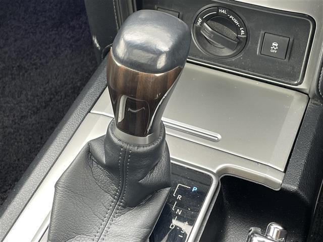 ランドクルーザープラド ＴＸ　Ｌパッケージ　純正ナビ　ＢＴ　サンルーフ　モデリスタ　ガナドールマフラー　衝突軽減　レーンキープ　追従クルコン　全方位　ＢＳＭ　Ａｕｔｏハイビーム　レザーシート　シートヒーター　ベンチレーション　パワーシート（19枚目）