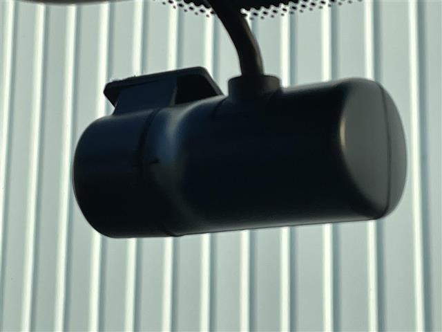 オーラ G レザーエディション 純正ナビ BT 全方位 衝突軽減 レーンキープ 標識認識 電動パーキング ブレーキホールド D席パワーシート レザーシート Autoハイビーム LEDオートライト デジタルインナーミラー ETC(7枚目)