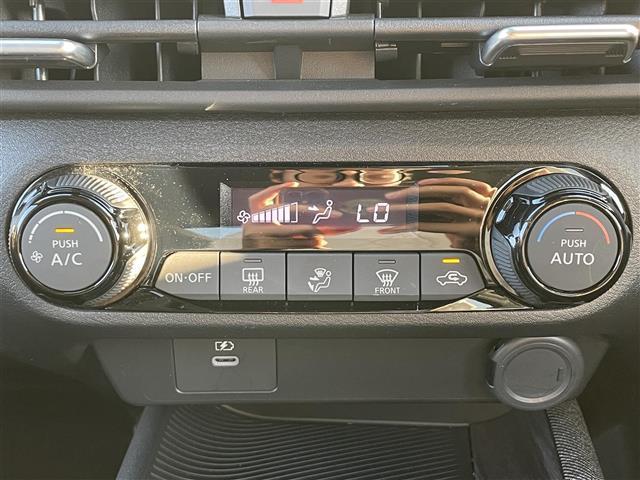 オーラ G レザーエディション 純正ナビ BT 全方位 衝突軽減 レーンキープ 標識認識 電動パーキング ブレーキホールド D席パワーシート レザーシート Autoハイビーム LEDオートライト デジタルインナーミラー ETC(16枚目)