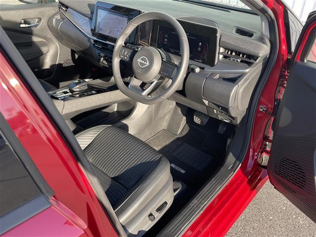 オーラ G レザーエディション 純正ナビ BT 全方位 衝突軽減 レーンキープ 標識認識 電動パーキング ブレーキホールド D席パワーシート レザーシート Autoハイビーム LEDオートライト デジタルインナーミラー ETC(25枚目)