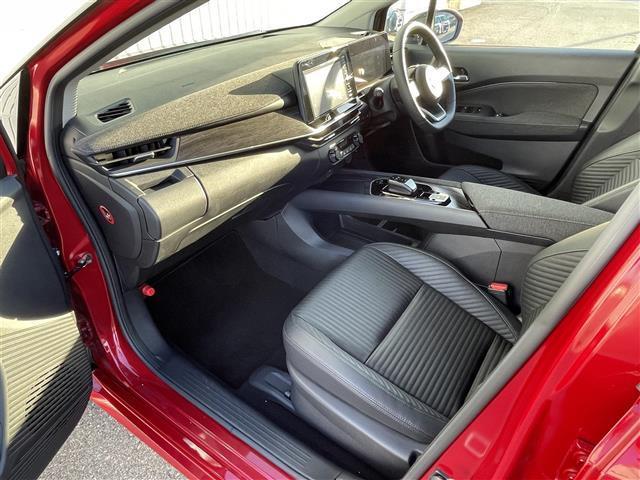 オーラ G レザーエディション 純正ナビ BT 全方位 衝突軽減 レーンキープ 標識認識 電動パーキング ブレーキホールド D席パワーシート レザーシート Autoハイビーム LEDオートライト デジタルインナーミラー ETC(27枚目)