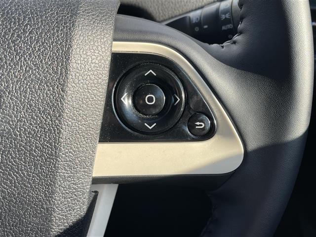 プリウス Sツーリングセレクション 純正ナビ フルセグTV バックカメラ ETC Bluetooth ステアリングスイッチ シートヒーター LEDヘッドライト フォグランプ 純正17インチアルミホイール(11枚目)