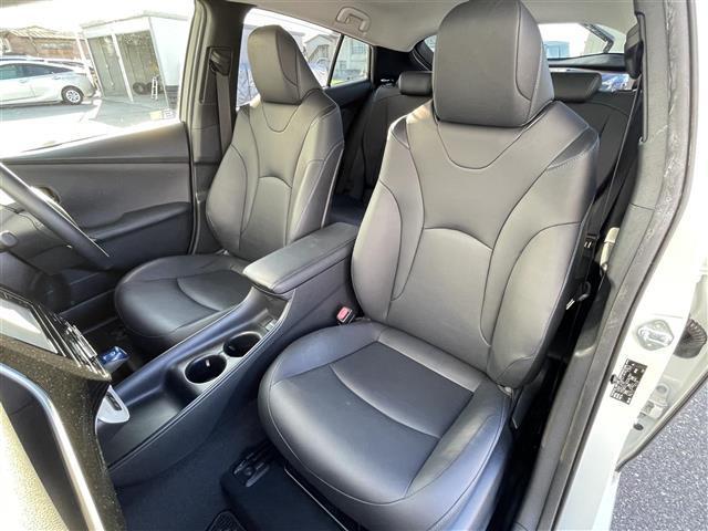 プリウス Sツーリングセレクション 純正ナビ フルセグTV バックカメラ ETC Bluetooth ステアリングスイッチ シートヒーター LEDヘッドライト フォグランプ 純正17インチアルミホイール(26枚目)