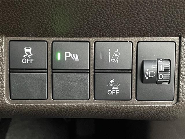 Ｎ－ＷＧＮ Ｌホンダセンシング　ディスプレイオーディオ　バックカメラ　ＥＴＣ　Ｂｌｕｅｔｏｏｔｈ　地デジ　ドラレコ　シートヒーター　衝突軽減ブレーキ　レーンキープアシスト　先行車発進告知　追従クルコン　オートヘッドライト（18枚目）