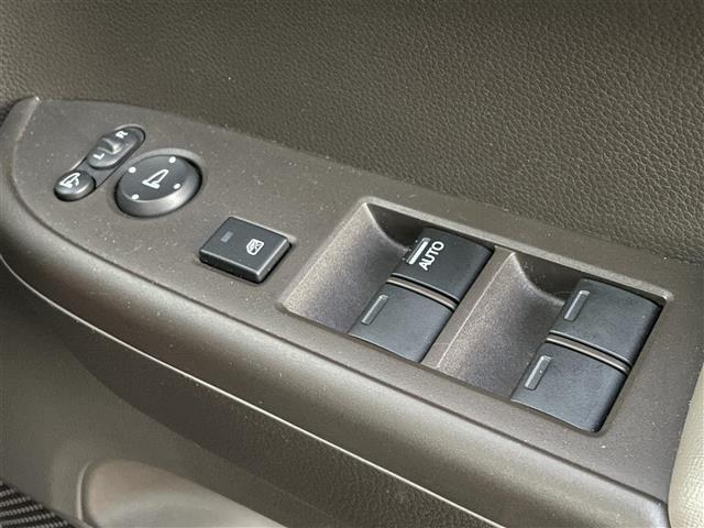 Ｎ－ＷＧＮ Ｌホンダセンシング　ディスプレイオーディオ　バックカメラ　ＥＴＣ　Ｂｌｕｅｔｏｏｔｈ　地デジ　ドラレコ　シートヒーター　衝突軽減ブレーキ　レーンキープアシスト　先行車発進告知　追従クルコン　オートヘッドライト（22枚目）