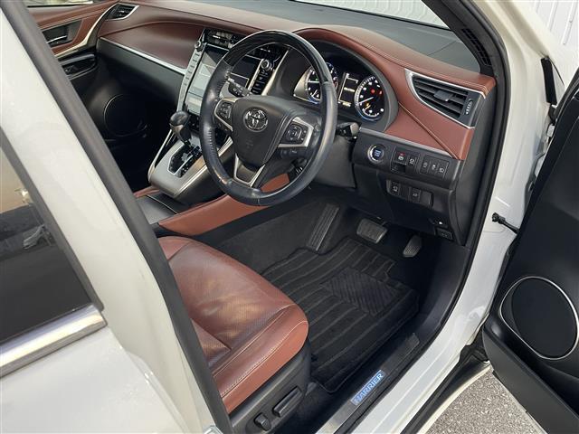 ハリアー プログレス メタル アンド レザーパッケージ TRDエアロ JBL 純正ナビ BT フルセグ 衝突軽減 追従クルコン レーンキープ 全方位 Autoハイビーム LEDオートライト 電動リアゲート レザーシート シートヒーター ベンチレーション(26枚目)