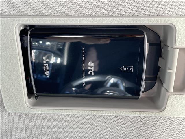 ＣＸ－５ ２０Ｓ　プロアクティブ　ダムドエアロ　ナビ　全方位カメラ　ＥＴＣ　ＬＥＤ　フルセグ　Ｂｌｕｅｔｏｏｔｈ　追従クルコン　衝突軽減ブレーキ　レーンキープアシスト　パワーバックドア　ヘッドアップディスプレイ　純正アルミホイール（7枚目）