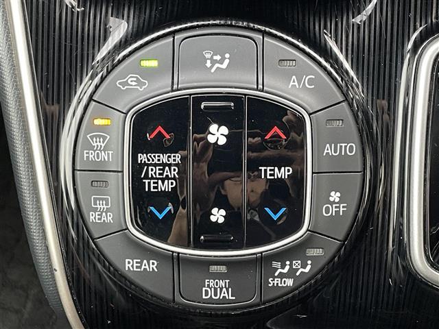 エスクァイア ハイブリッドGi ブラックテーラード 9型ナビ バックカメラ 後席モニター ETC ドラレコ フルセグ Bluetooth クルコン 衝突軽減ブレーキ レーンアシスト 先行車発進告知 両側電動ドア シートヒーター LED フォグランプ(14枚目)