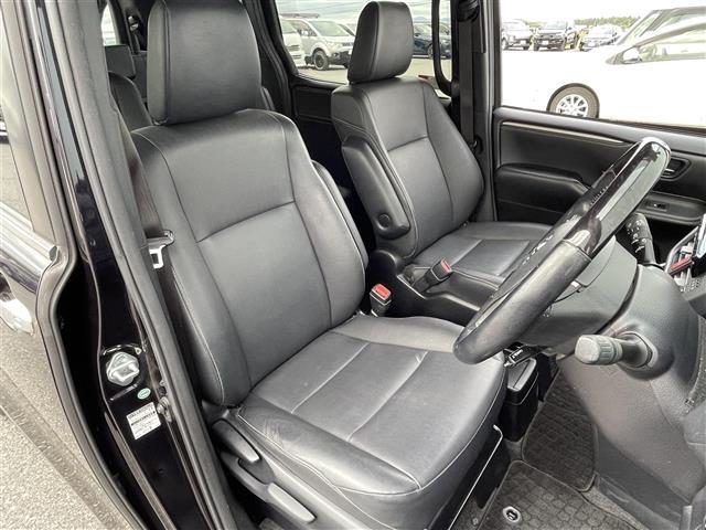 エスクァイア ハイブリッドGi ブラックテーラード 9型ナビ バックカメラ 後席モニター ETC ドラレコ フルセグ Bluetooth クルコン 衝突軽減ブレーキ レーンアシスト 先行車発進告知 両側電動ドア シートヒーター LED フォグランプ(24枚目)