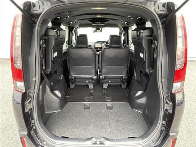 エスクァイア ハイブリッドGi ブラックテーラード 9型ナビ バックカメラ 後席モニター ETC ドラレコ フルセグ Bluetooth クルコン 衝突軽減ブレーキ レーンアシスト 先行車発進告知 両側電動ドア シートヒーター LED フォグランプ(32枚目)