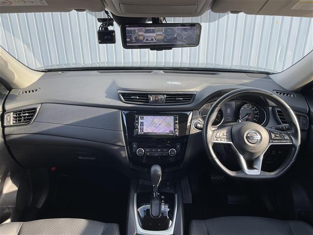 エクストレイル ２０Ｘｉ　プロパイロット　ナビ　全方位カメラ　ＥＴＣ　Ｂｌｕｅｔｏｏｔｈ　フルセグＴＶ　パワーバックドア　シートヒーター　前後ドラレコ　デジタルインナーミラー　衝突軽減ブレーキ　レーンアシスト　追従クルコン（3枚目）