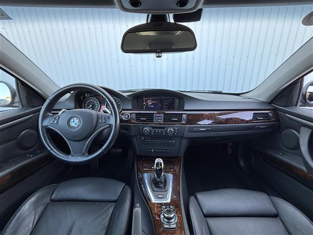 3シリーズ 335i 純正ナビ フルセグ ETC レザーシート シートヒーター パワーシート メモリーシート クルコン HID フォグランプ 純正18インチアルミホイール スマートキー(3枚目)