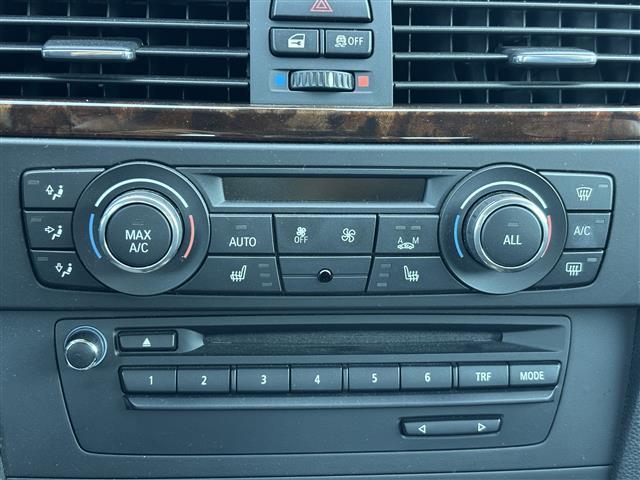 3シリーズ 335i 純正ナビ フルセグ ETC レザーシート シートヒーター パワーシート メモリーシート クルコン HID フォグランプ 純正18インチアルミホイール スマートキー(14枚目)