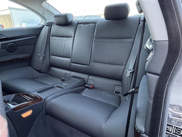 3シリーズ 335i 純正ナビ フルセグ ETC レザーシート シートヒーター パワーシート メモリーシート クルコン HID フォグランプ 純正18インチアルミホイール スマートキー(26枚目)