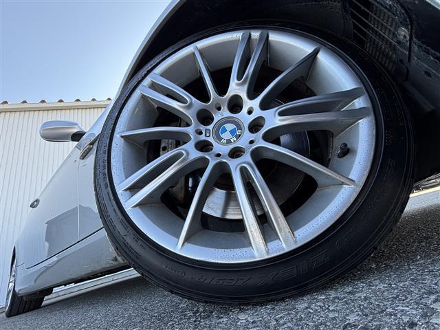 3シリーズ 335i 純正ナビ フルセグ ETC レザーシート シートヒーター パワーシート メモリーシート クルコン HID フォグランプ 純正18インチアルミホイール スマートキー(30枚目)