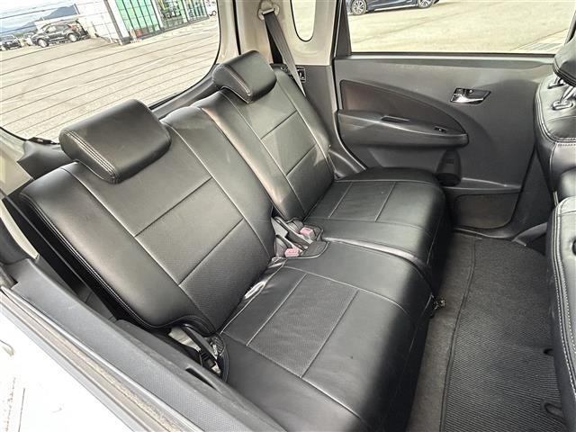 ムーヴ カスタム X SA 社外DVDオーディオプレイヤー バックカメラ 衝突軽減ブレーキ アイドリングストップ オートエアコン プッシュスタート スマートキー 電格ミラー ウインカーミラー ドアバイザー 純正フロアマット(21枚目)