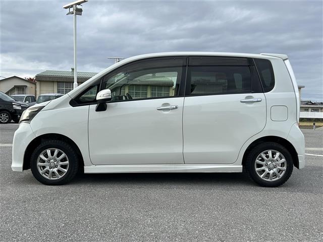 ムーヴ カスタム X SA 社外DVDオーディオプレイヤー バックカメラ 衝突軽減ブレーキ アイドリングストップ オートエアコン プッシュスタート スマートキー 電格ミラー ウインカーミラー ドアバイザー 純正フロアマット(30枚目)