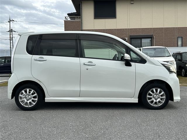 ムーヴ カスタム X SA 社外DVDオーディオプレイヤー バックカメラ 衝突軽減ブレーキ アイドリングストップ オートエアコン プッシュスタート スマートキー 電格ミラー ウインカーミラー ドアバイザー 純正フロアマット(32枚目)