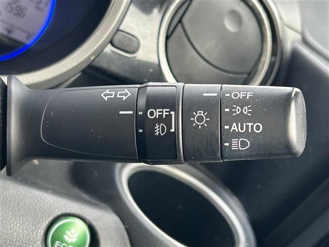 N-BOXカスタム G ターボSSパッケージ 社外SDナビ フルセグTV Bluetooth バックカメラ ETC 両側パワースライドドア パドルシフト クルーズコントロール シティブレーキアクティブシステム オートライト プッシュスタート(13枚目)