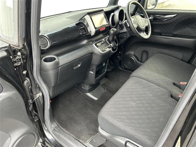 N-BOXカスタム G ターボSSパッケージ 社外SDナビ フルセグTV Bluetooth バックカメラ ETC 両側パワースライドドア パドルシフト クルーズコントロール シティブレーキアクティブシステム オートライト プッシュスタート(22枚目)