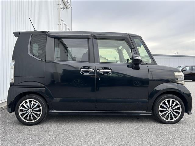 N-BOXカスタム G ターボSSパッケージ 社外SDナビ フルセグTV Bluetooth バックカメラ ETC 両側パワースライドドア パドルシフト クルーズコントロール シティブレーキアクティブシステム オートライト プッシュスタート(35枚目)