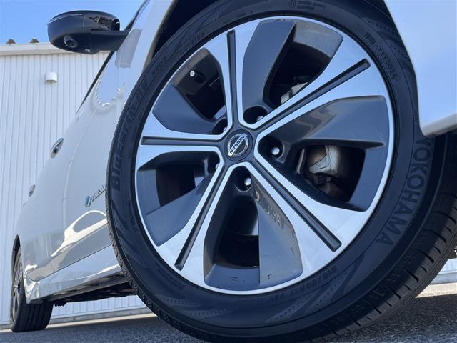 ◆車査定はいつでも無料です。ご満足して頂けるよう専門のスタッフが全力でご対応させていただきます！車検やオイル交換等メンテナンスについてもお気軽にご相談ください。