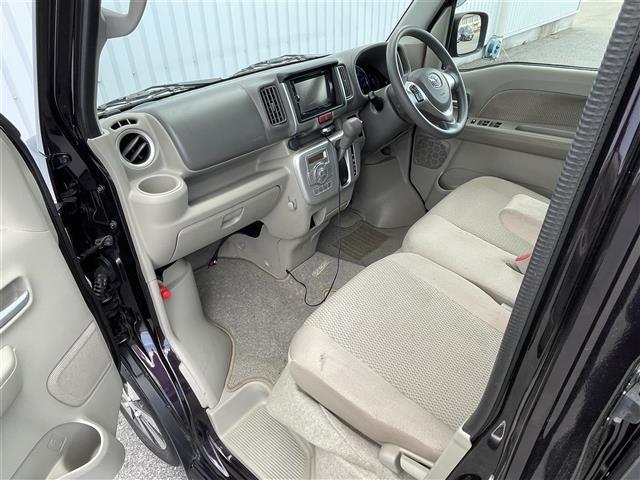 スクラムワゴン ＰＺターボ　社外メモリナビ　地デジＴＶ　ＣＤ　ＤＶＤ　ＡＭ　ＦＭ　衝突軽減　横滑り防止　片側電動ドア　ステアリングリモコン　シートヒーター　スマートキー　電格ミラー　ドアバイザー　ＨＩＤヘッドライト　オートライト（24枚目）