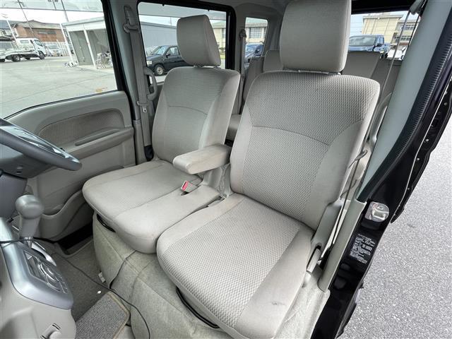 スクラムワゴン ＰＺターボ　社外メモリナビ　地デジＴＶ　ＣＤ　ＤＶＤ　ＡＭ　ＦＭ　衝突軽減　横滑り防止　片側電動ドア　ステアリングリモコン　シートヒーター　スマートキー　電格ミラー　ドアバイザー　ＨＩＤヘッドライト　オートライト（25枚目）