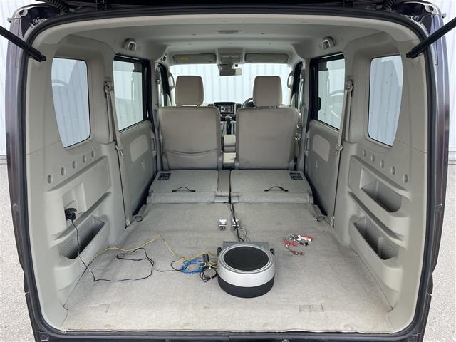 スクラムワゴン ＰＺターボ　社外メモリナビ　地デジＴＶ　ＣＤ　ＤＶＤ　ＡＭ　ＦＭ　衝突軽減　横滑り防止　片側電動ドア　ステアリングリモコン　シートヒーター　スマートキー　電格ミラー　ドアバイザー　ＨＩＤヘッドライト　オートライト（29枚目）