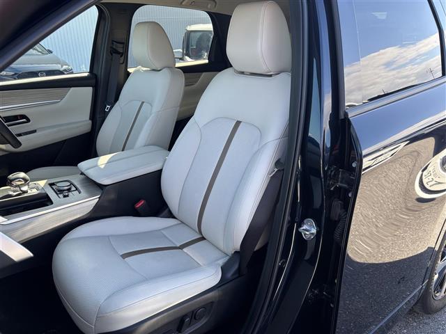 ＣＸ－６０ ＸＤ－ハイブリッド　エクスクルーシブモダン　１０型ナビ　フルセグＴＶ　Ｂｌｕｅｔｏｏｔｈ　ＢＯＳＥサウンド　全方位カメラ　ドラレコ　レーダークルコン　コーナーセンサー　ＥＴＣ　シートヒーター　白革シート　パワーバックドア　スマートキー（26枚目）